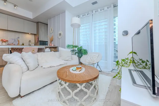 Additional image 22 of 70 Annie Craig Dr Unit 608