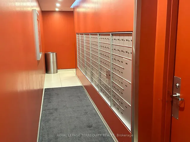 Additional image 26 of 185 Roehampton Ave Unit 1510