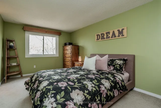 Additional image 15 of 2383 Cotswold Cres