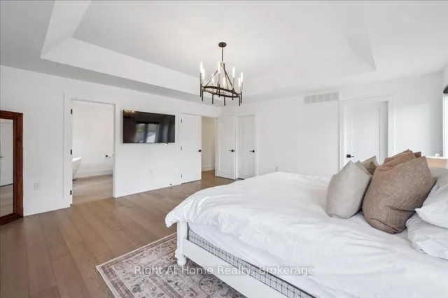 Additional image 30 of 817 King Rd