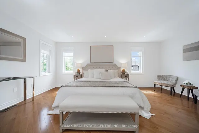 Additional image 38 of 41 Avalanche Cres