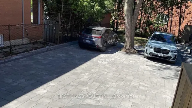 Additional image 45 of 2950 Bayview Ave