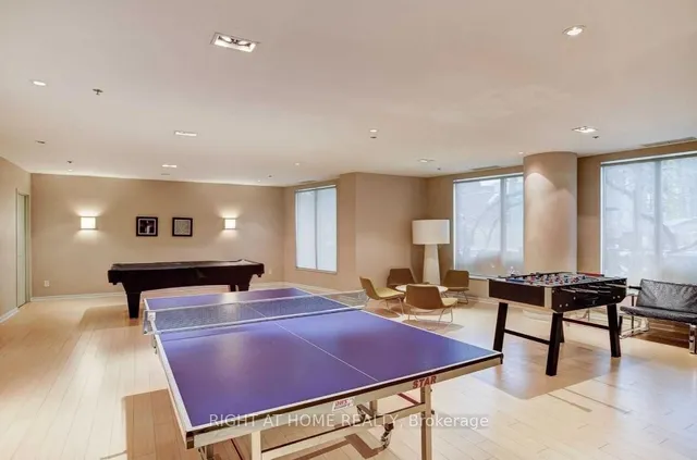 Additional image 32 of 219 Fort York Blvd Unit 2205