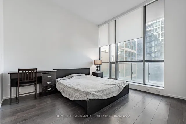 Additional image 17 of 8 Charlotte St Unit 602