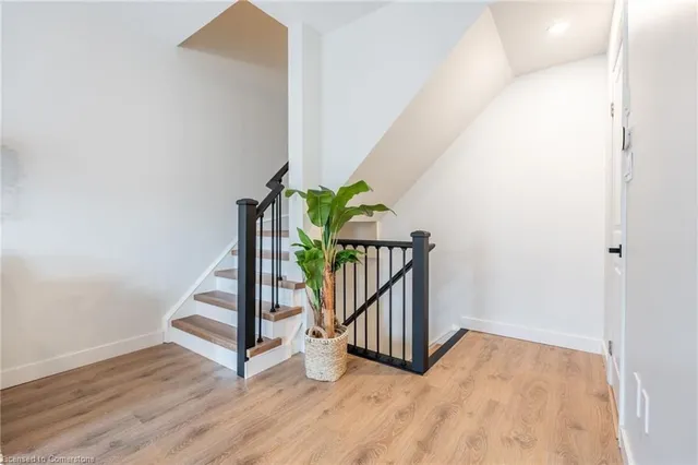 Additional image 25 of 11 Stockbridge Gdns Unit 5