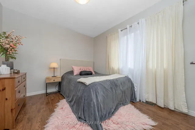 Additional image 34 of 828 Gazley Circ