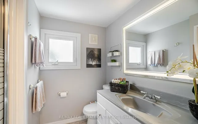 Additional image 24 of 2046 Glenada Cres