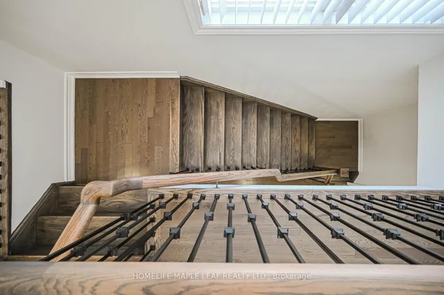 Additional image 29 of 28 Gemma Pl