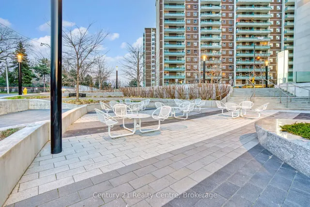 Additional image 3 of 585 Bloor St E . St Unit 524