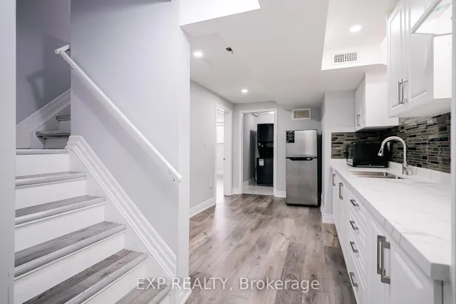 Additional image 28 of 668 Hamilton Cres