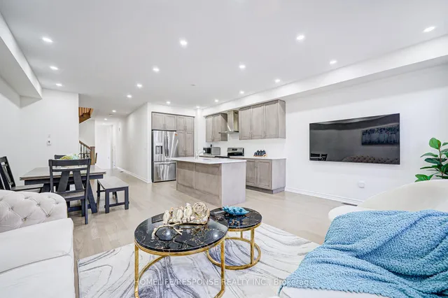 Additional image 22 of 595 CELANDINE Terr