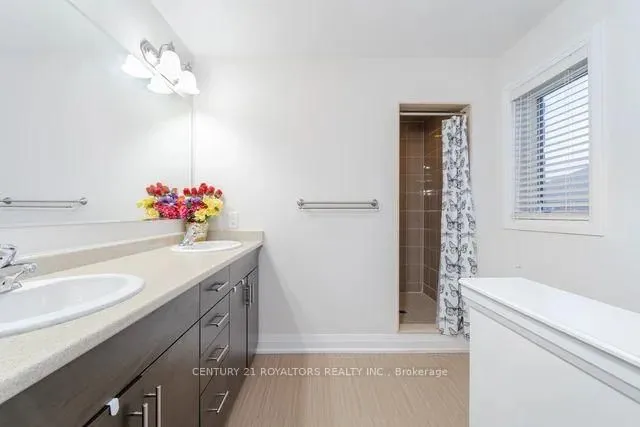 Additional image 27 of 77 Enford Cres