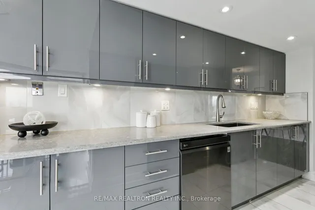 Additional image 11 of 5 Rowntree Rd Unit 1017