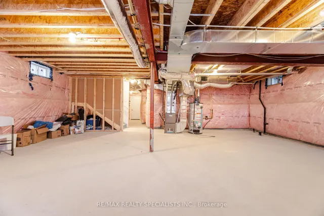 Additional image 46 of 15 Duxbury Rd