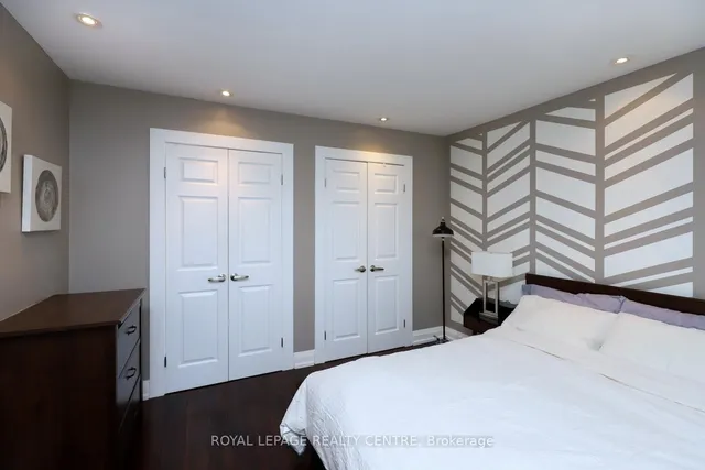 Additional image 20 of 3055 Tomken Rd Unit 345