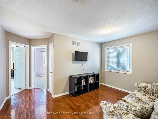 Additional image 22 of 256 Sherwood Rd