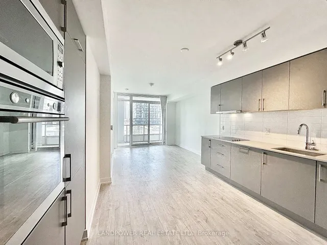 Additional image 21 of 27 Bathurst St Unit 509W