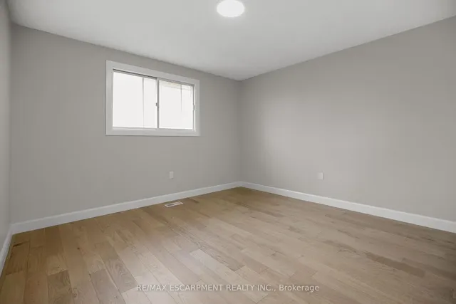 Additional image 21 of 6 Barbara Crt