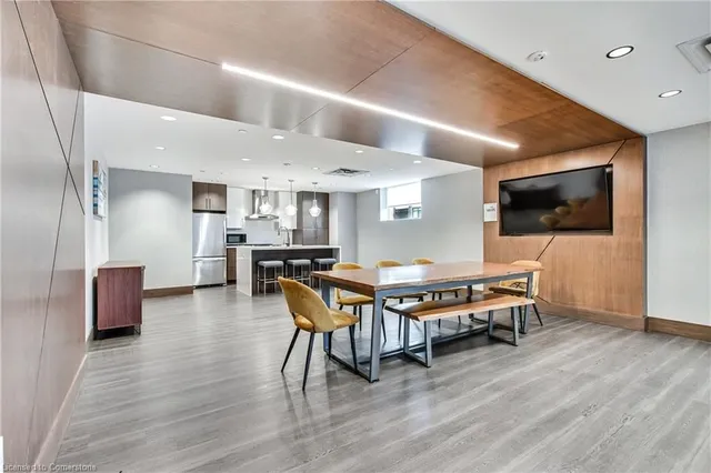 Additional image 28 of 16 Markle Cres Unit 403