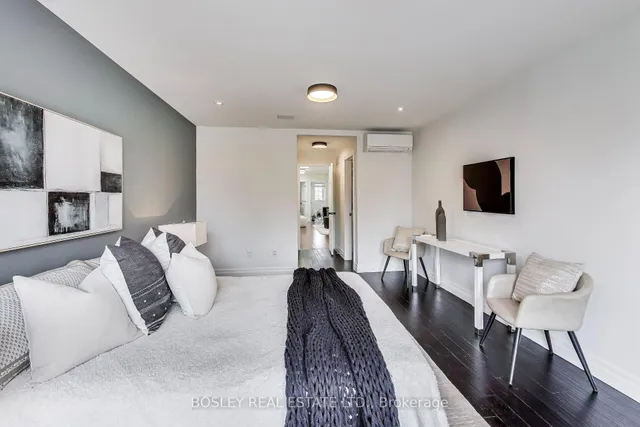 Additional image 12 of 1033 Woodbine Ave