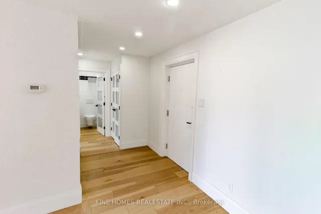 Additional image 15 of 55 Harbour Sq Unit 3213