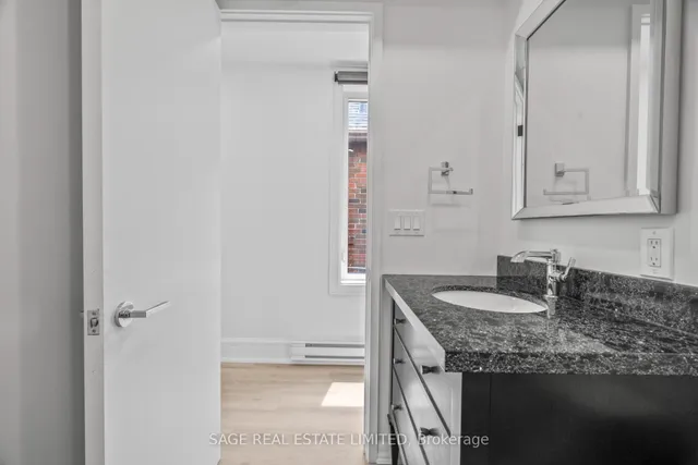 Additional image 23 of 25 Chamberlain Ave