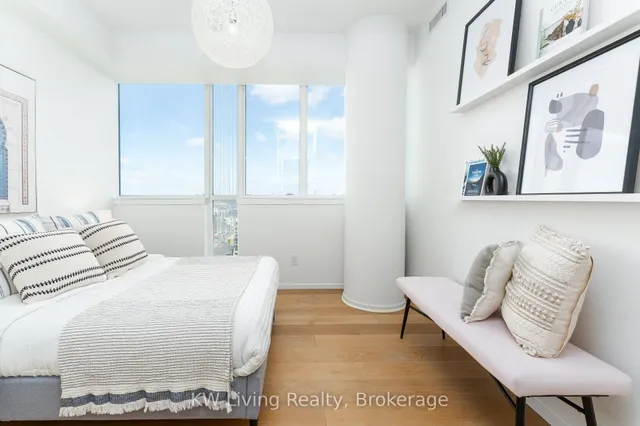 Additional image 13 of 8 Charlotte St Unit 2103