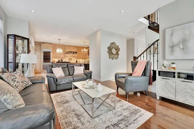 Additional image 10 of 3 Rianna Crt