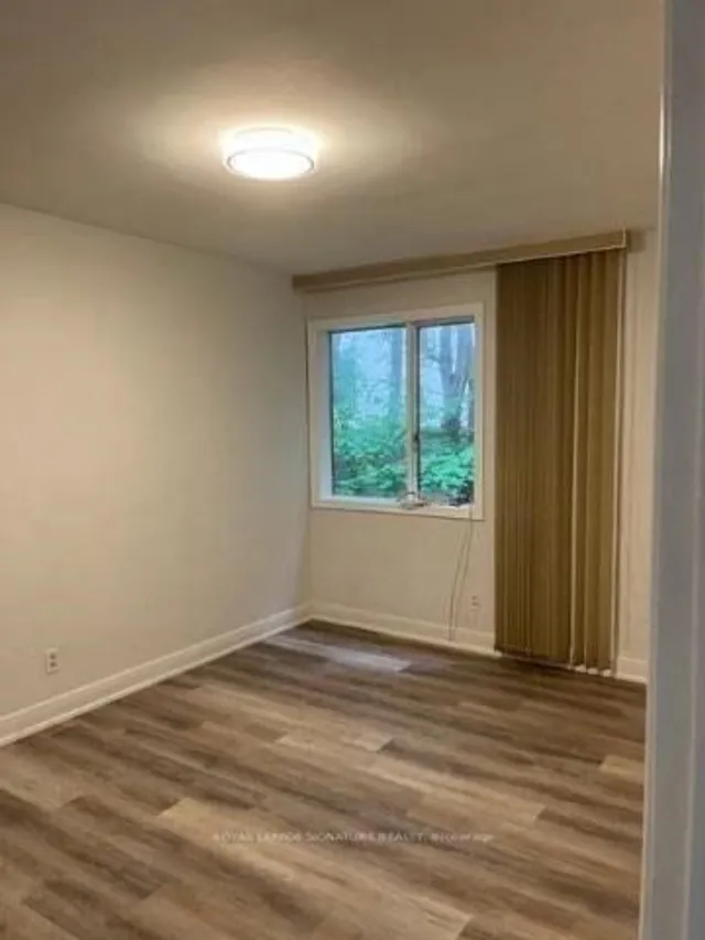 Additional image 14 of 18 Greengate Rd