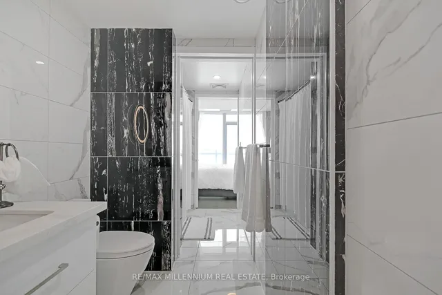 Additional image 11 of 12 York St Unit 5104