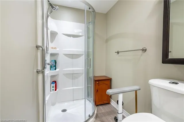 Additional image 23 of 19 Hazelton Ave