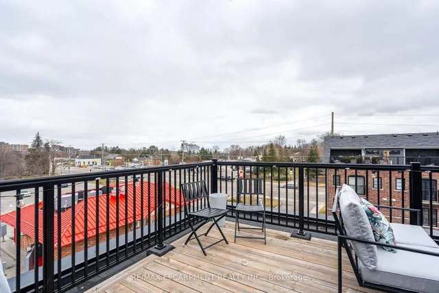 Additional image 46 of 219 Dundas St Unit 45