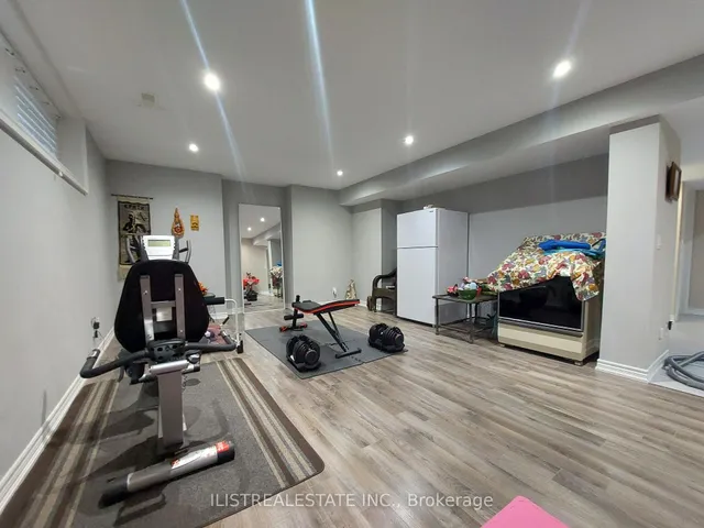 Additional image 39 of 59 Princemere Cres