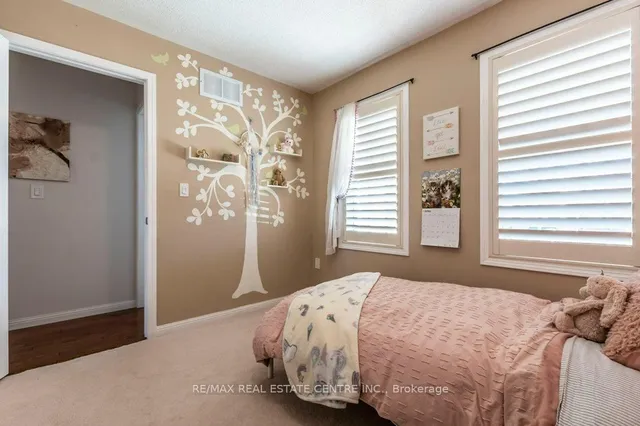 Additional image 22 of 328 Baverstock Cres