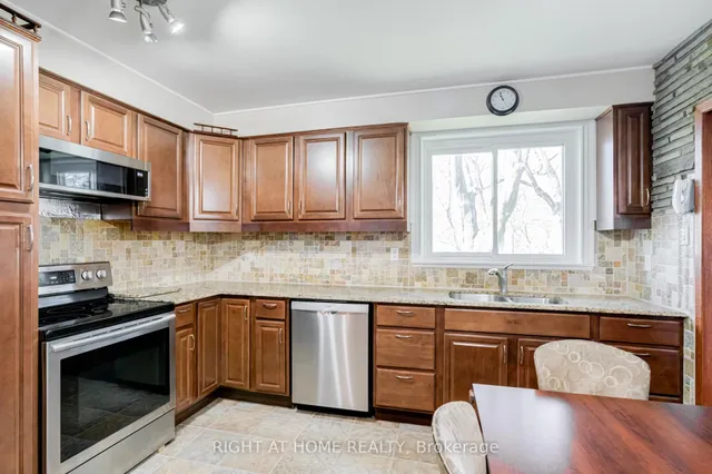 Additional image 22 of 22 Pylon Pl