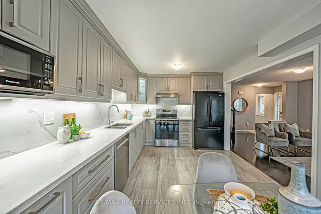 Additional image 22 of 38 Arkwright Dr