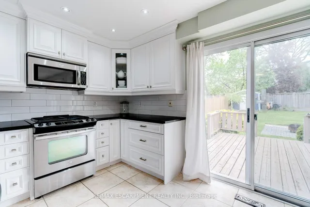 Additional image 11 of 2408 Paula Crt