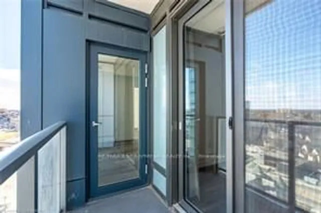 Additional image 17 of 15 Wellington St Unit 1102