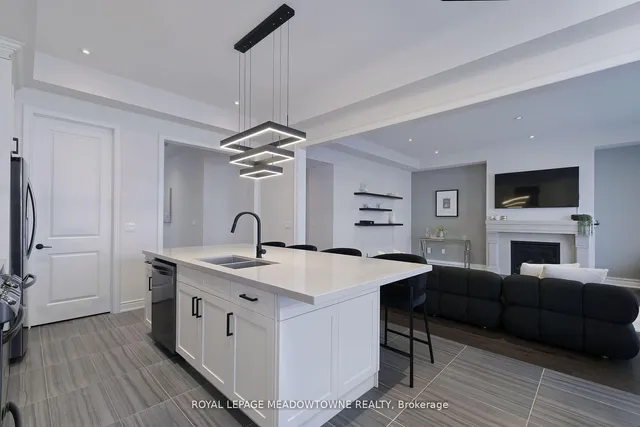 Additional image 12 of 3173 Millicent Ave