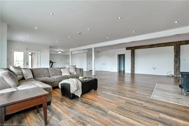 Additional image 41 of 1130 Ridge Rd