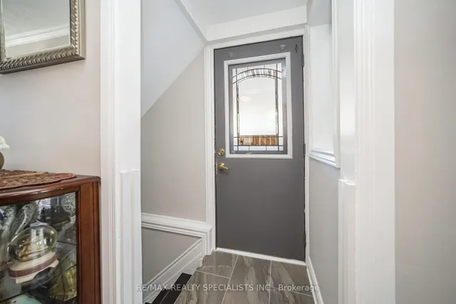 Additional image 34 of 18 Hardcastle Crt