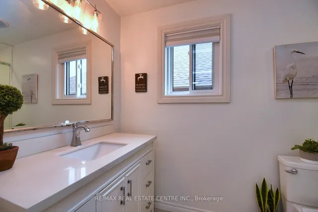 Additional image 31 of 47 Surrey Dr