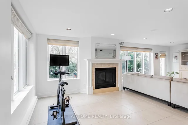 Additional image 28 of 16 Leland Ave