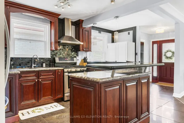 Additional image 13 of 122 Sun Row Dr