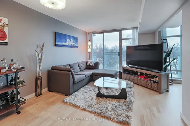 Additional image 12 of 650 Queens Quay Unit 509