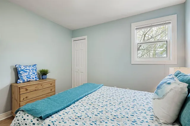 Additional image 18 of 99 Warden Ave