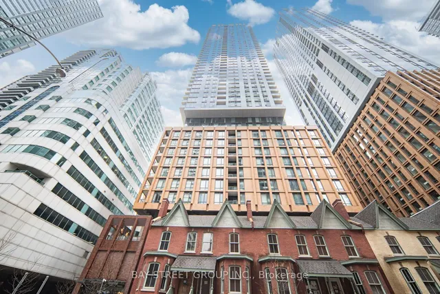 Additional image 2 of 8 WIDMER St Unit 3305