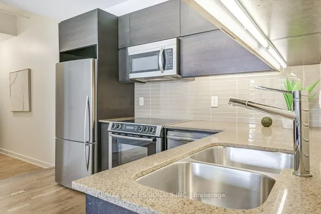 Additional image 12 of 152 Annette St Unit 205