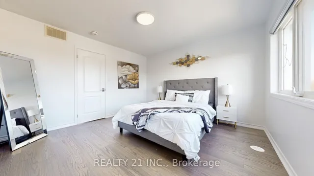 Additional image 2 of 42 Heron Park Pl Pl