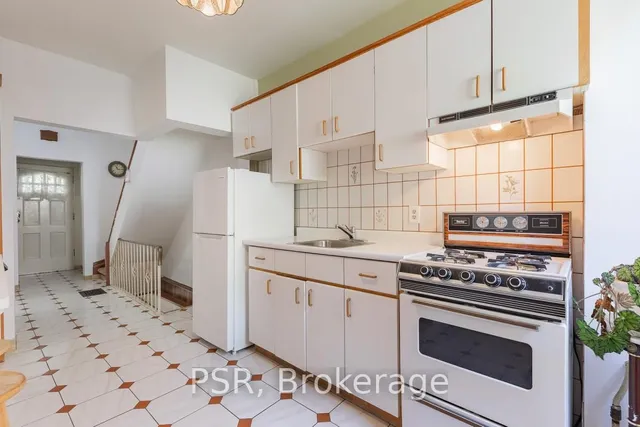 Additional image 11 of 212 Brock Ave